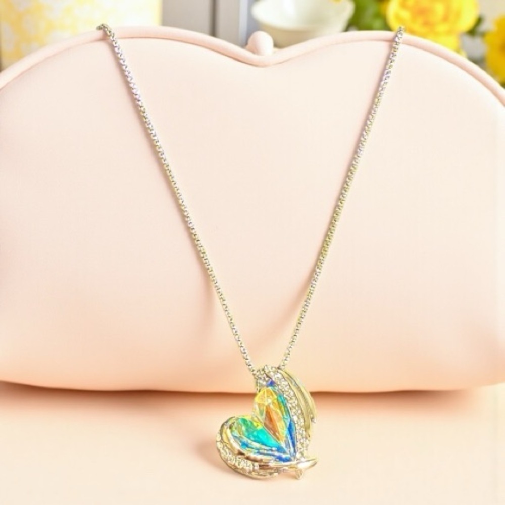 Love Heart Necklace - Picture 2 of 4